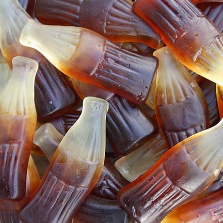 Bouteilles de Coca-Cola géantes